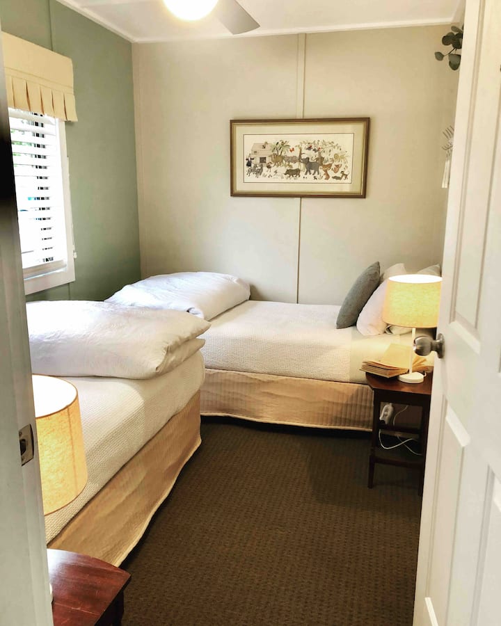 And the ‘Meadows Room’, our snug 3rd bedroom. 
