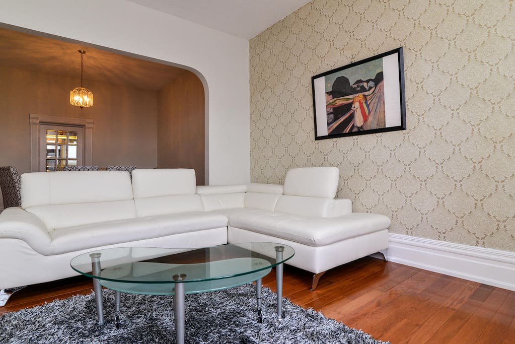 Part of the living Room