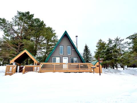 Hot Tub • Fireplace • Powderhorn • 