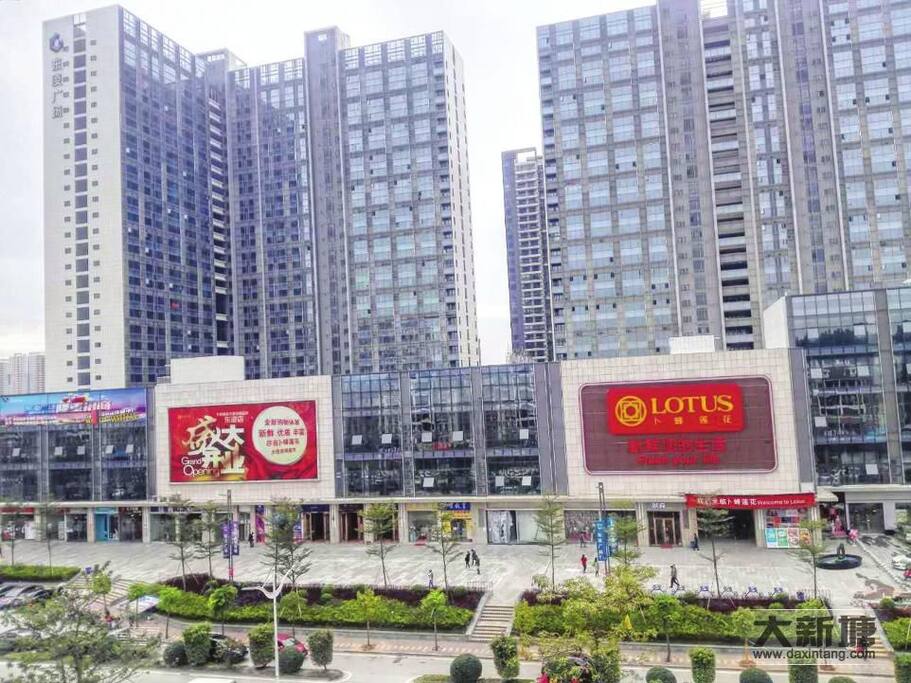 东凌广场外观2