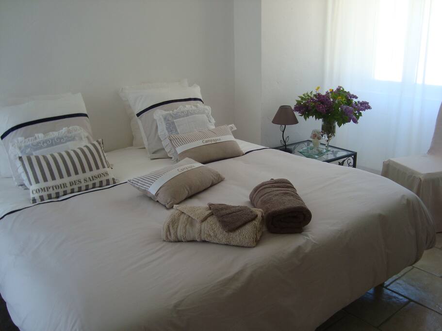 Chambre "Drôme des Collines"