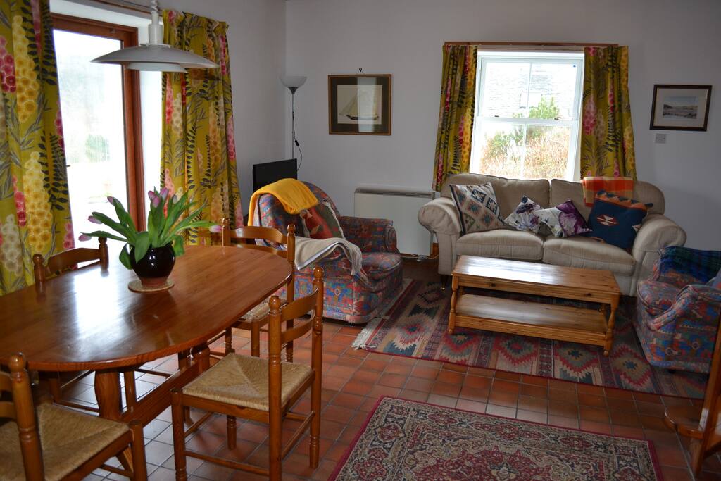 House number 3 sitting room