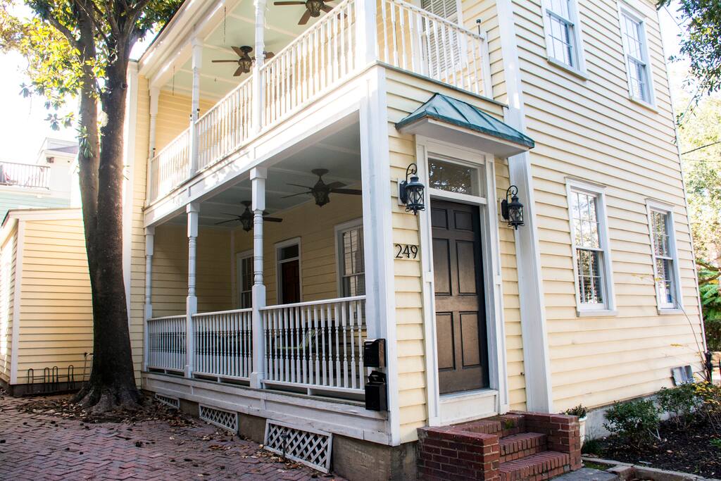 Classic Charleston House with Side Porch