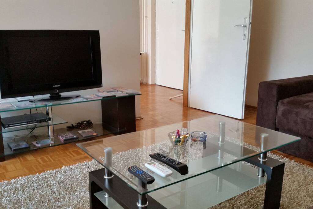 TV with DVD movies