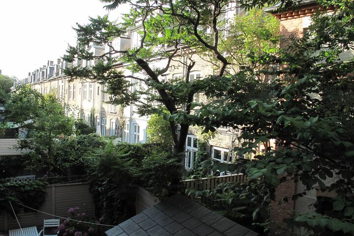 COPENHAGEN TOWNHOUSE gallery image 5