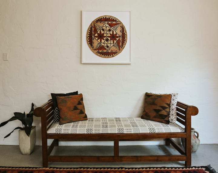 Eco Friendly Beachside Stay With Private Courtyard - Prevelly