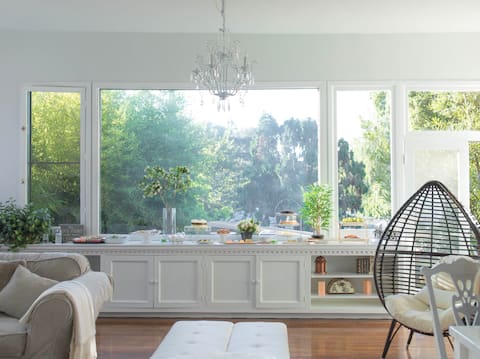 City of Stars! Hollywood Hill Beautiful get away