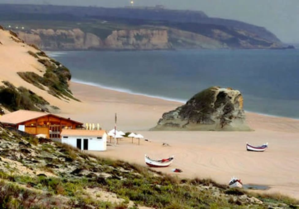 View of the nearest beach, Praia do Meco, also known as Moinho de Baixo. In the evenings you can see the fishermen arriving from sea.