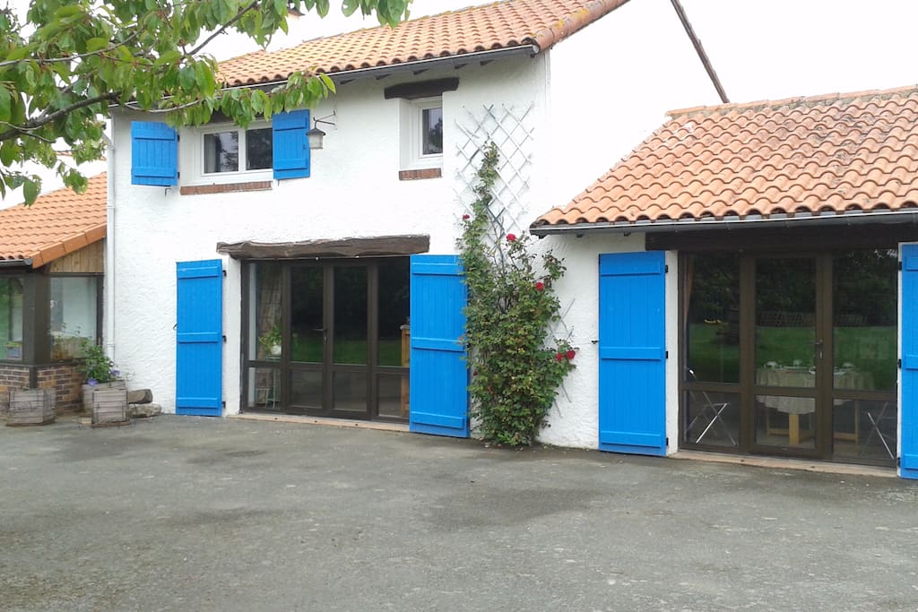 entrée indépendante de la chambre d'hôtes