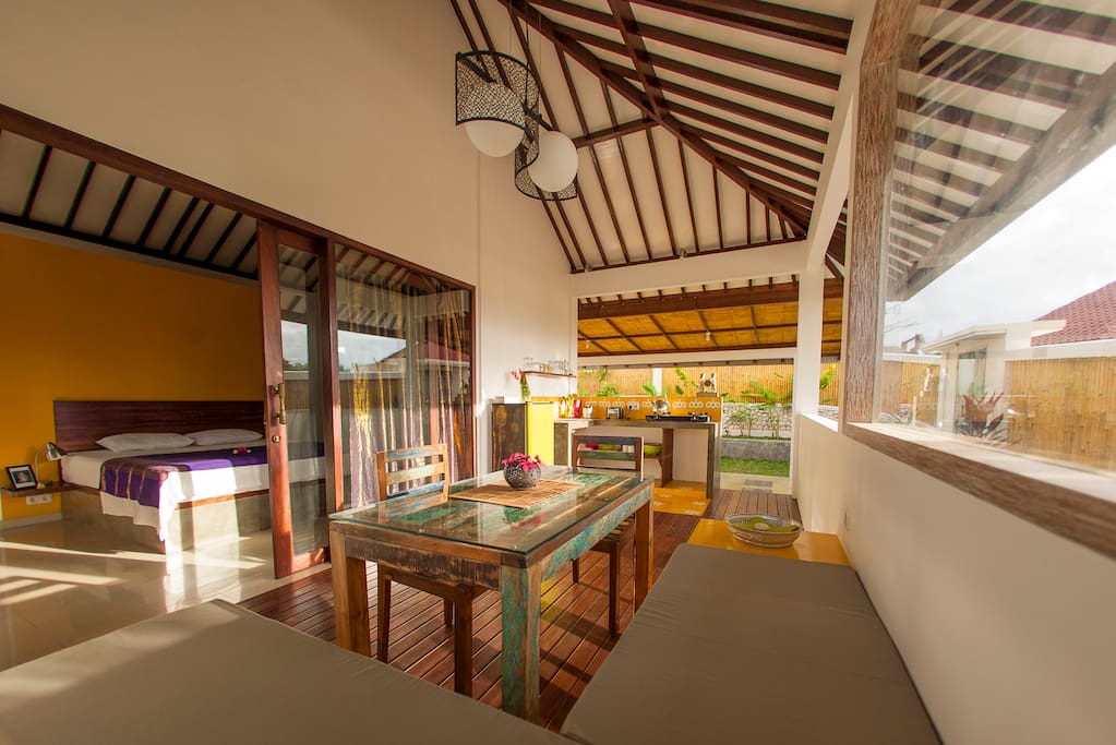 dining area with the open air kitchen