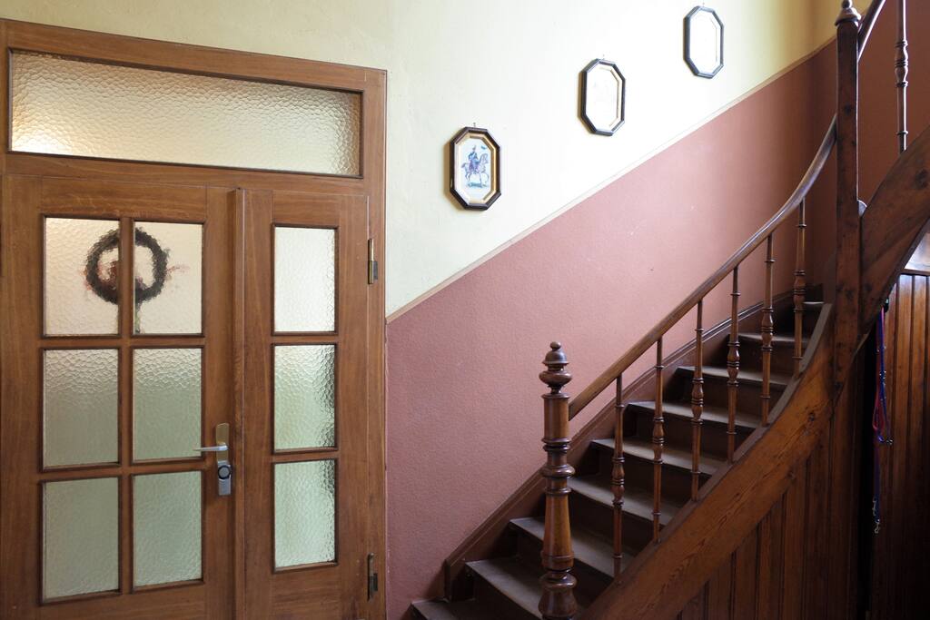Eingangshalle / Entrance Hall