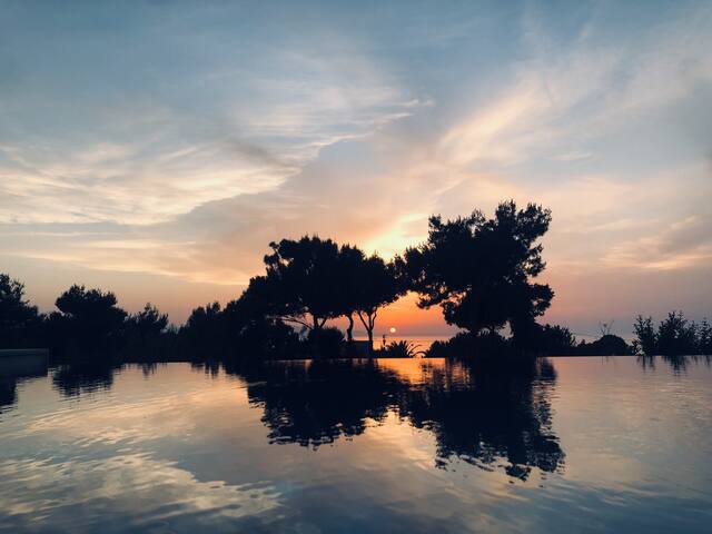 Villa Nisό, with a dreamy pool! gallery image 5