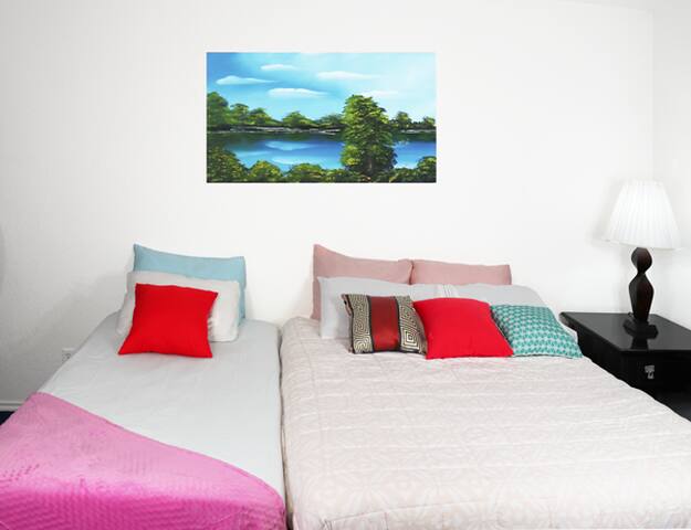 CHARMING Spacious Master Suite with Private Bath