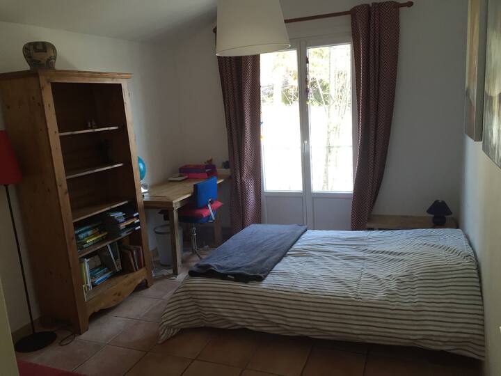 غرفة النوم 1