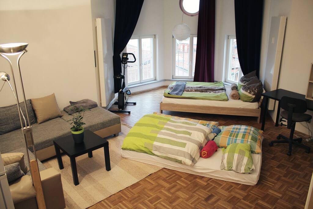 Das Zimmer mit einer zusätzlichen Matratze für mehrere Gäste / with additional matress for more than two guests