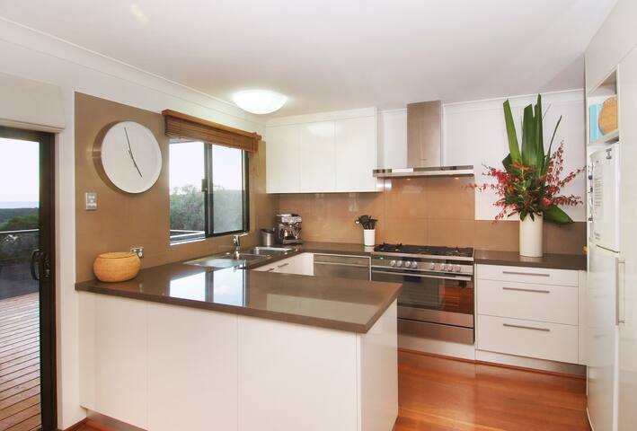 The Points gallery image 4