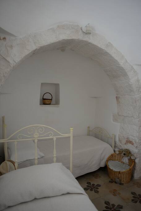 Camera da letto matrimoniale o doppia (trullo)