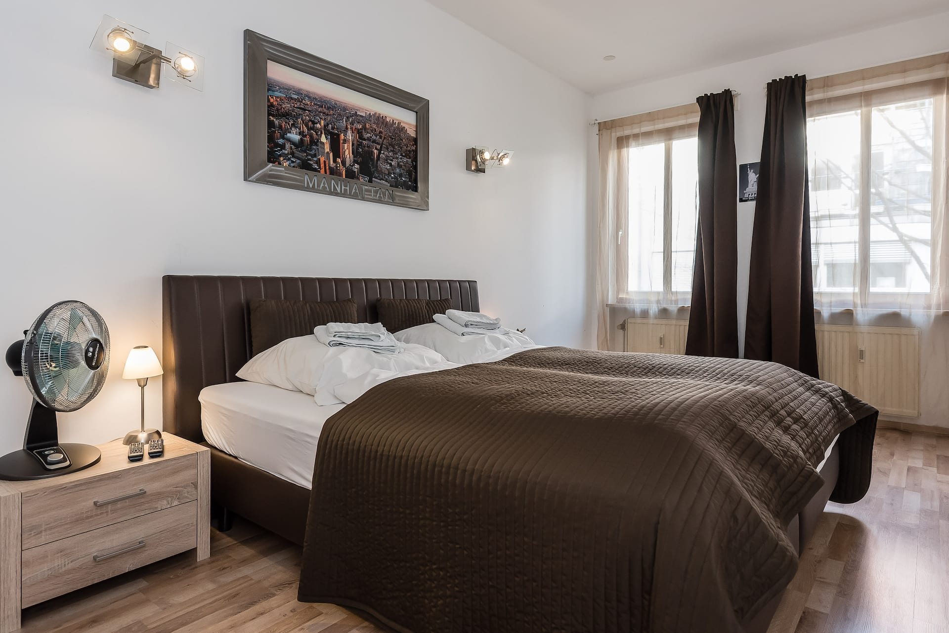 Quiet apartment at the main train station