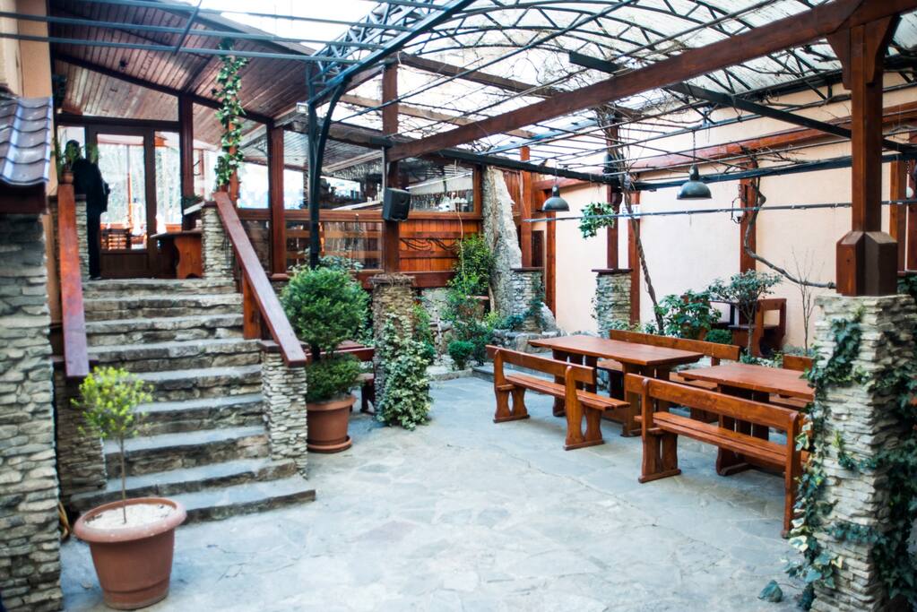 Outdoor cafe