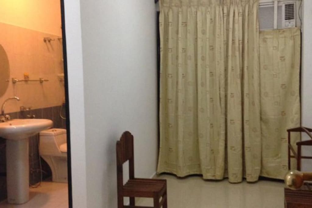 ROOM 3