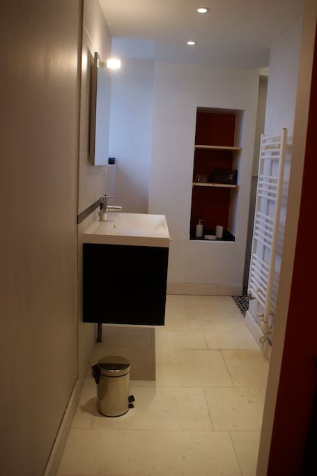 Cabinet de toilette séparatif