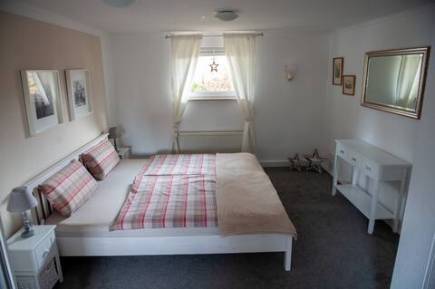 Cosy cottage, 10 minutes from Kassel.