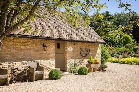 Cotswold Cottage
