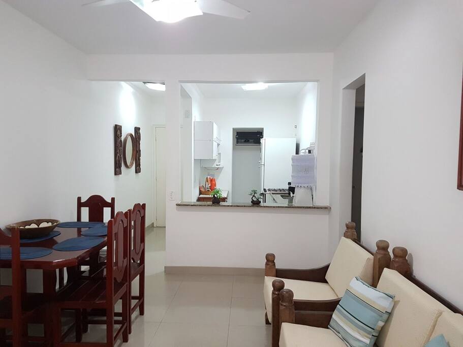 Sala e cozinha americana