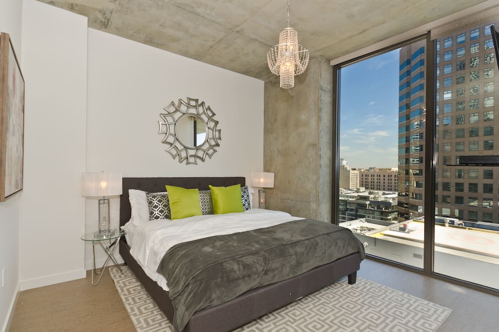 King size bed with luxurious bedding