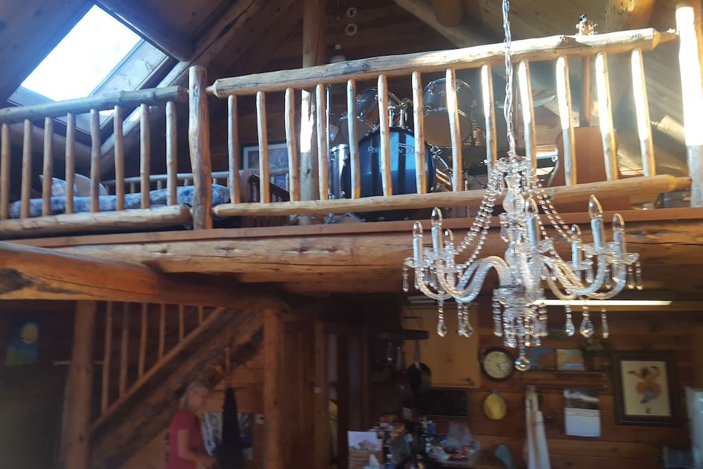 Modern, classy meets mountain rustic at this cabin! charming, eclectic, beautiful, rustic, luxury... all in one? yes!