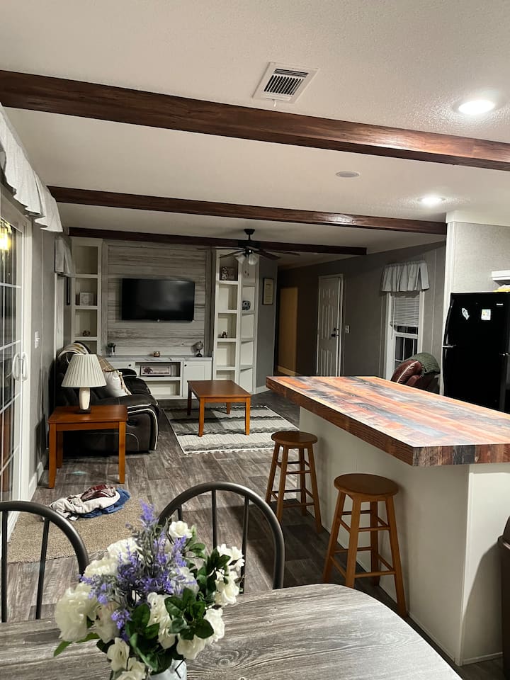 Quiet Country Setting, River Retreat Dunnellon - Dunnellon, FL