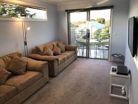 Popular Airbnb listing: Shellys Place in Rosebud