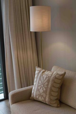 The Seapoint Mountain View Apartment gallery image 5