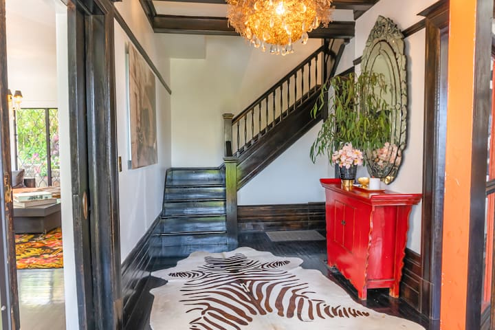 CASABLANCA -Grand Edwardian View home gallery image 2