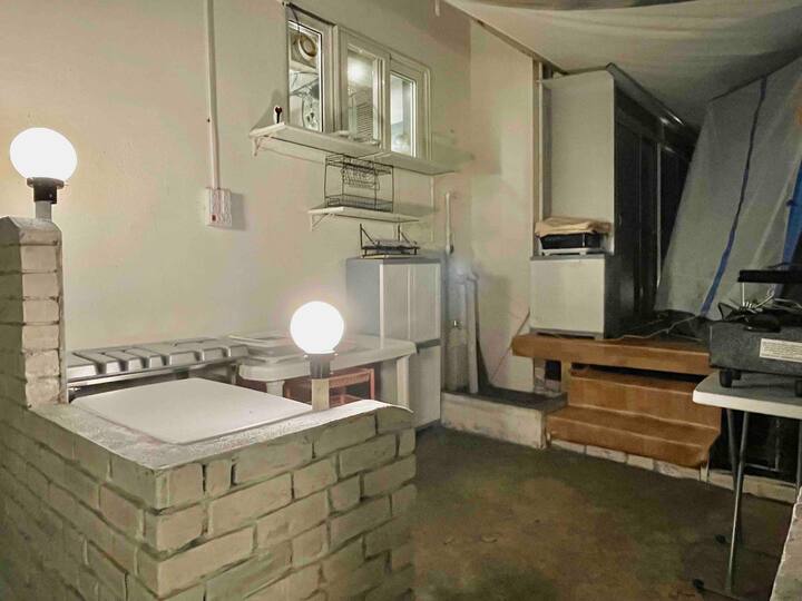 Kitchenette image 1