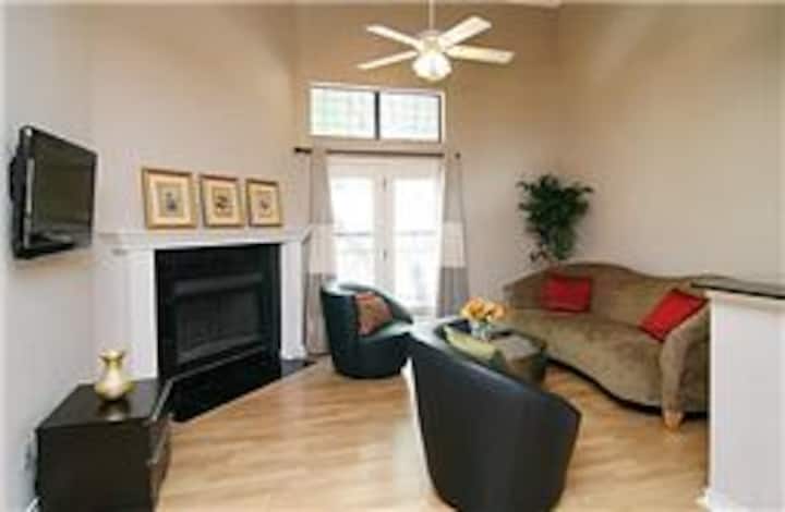 Cozy Spot In The Heart Of University Park Tx Apartments For Rent In Dallas Texas United States