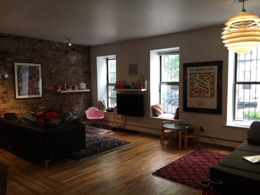 Large southern facing living/dining room