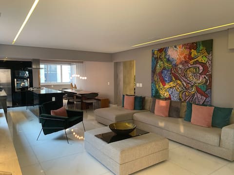 Successful Airbnb property: LUXURY APT BEHIND AV. PAULISTA in Bela Vista