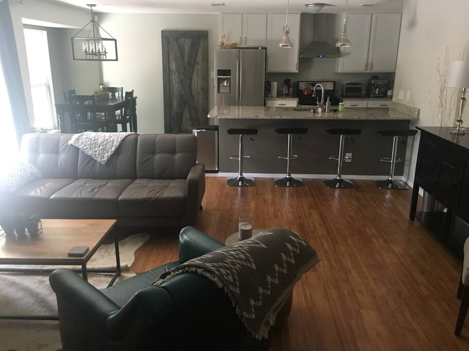 Open Living/Dining Area