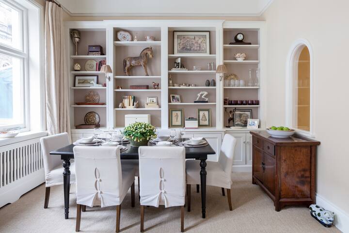 South Ken Lovely 3 Bed Flat on Garden Square gallery image 2