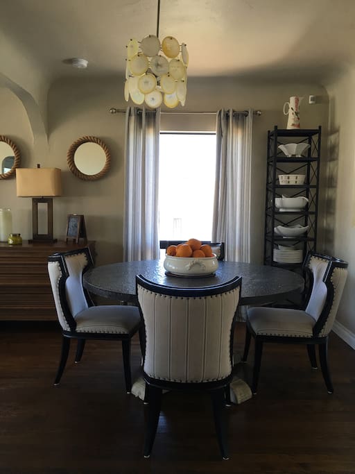 Dining area seats up to 8.