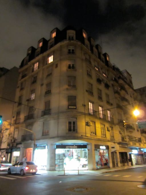 BUILDING