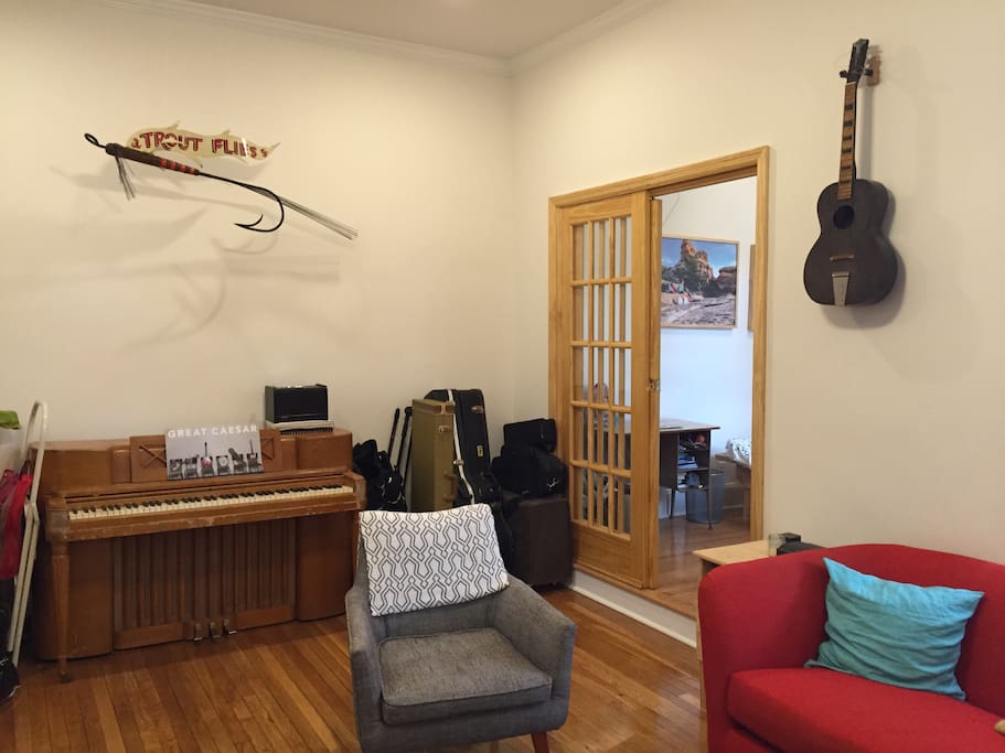 Tons of instruments, in case you like to play music.