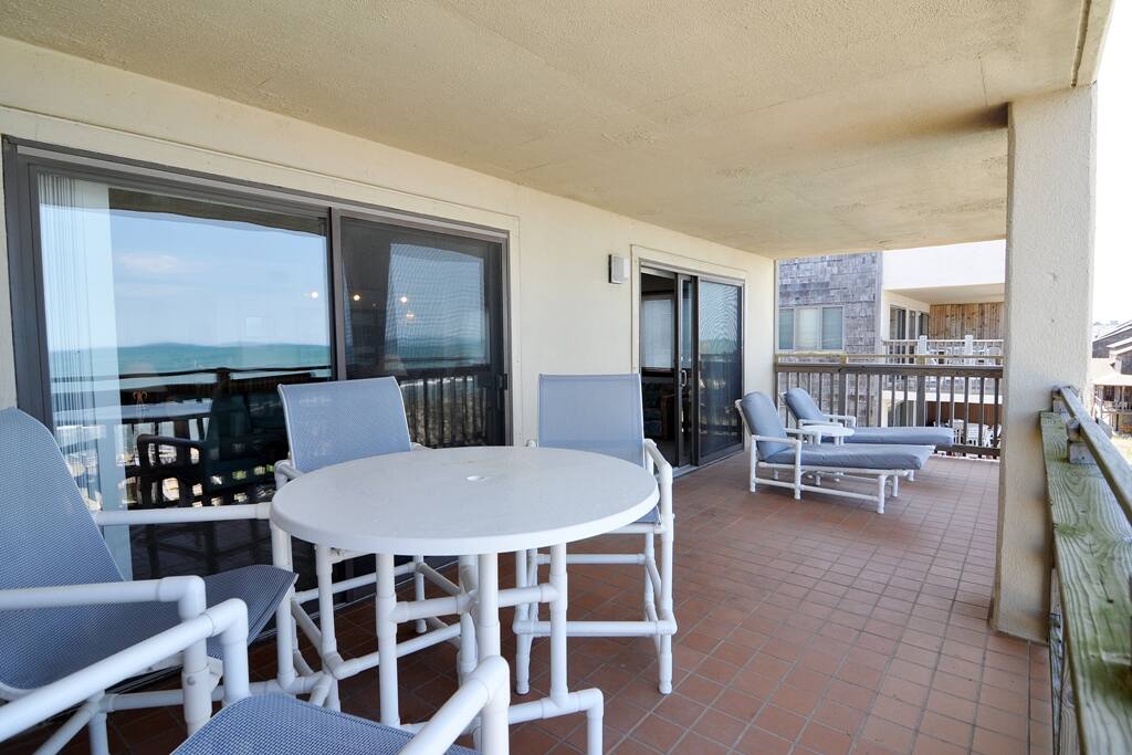 H304S: Heron Cove 304S | Deck