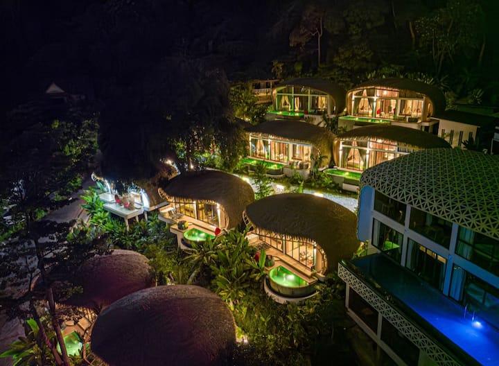 Luxury 2 Bedroom + Pool+jacuzzi Villa  In Patong - Patong Beach