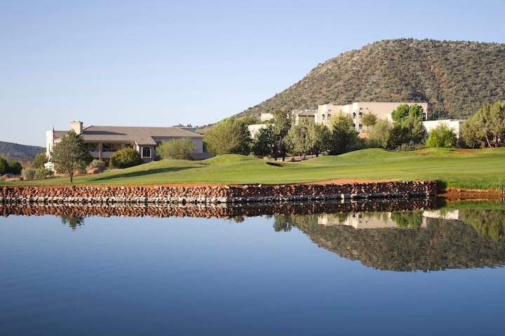The Ridge on Sedona Golf Resort Lake View