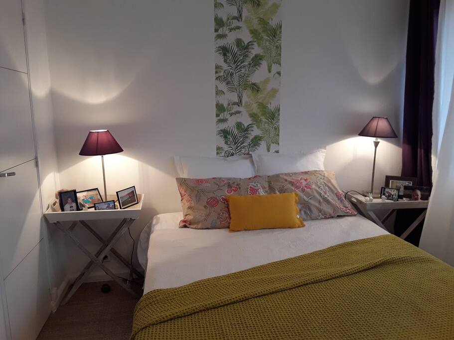 Grande chambre lumineuse