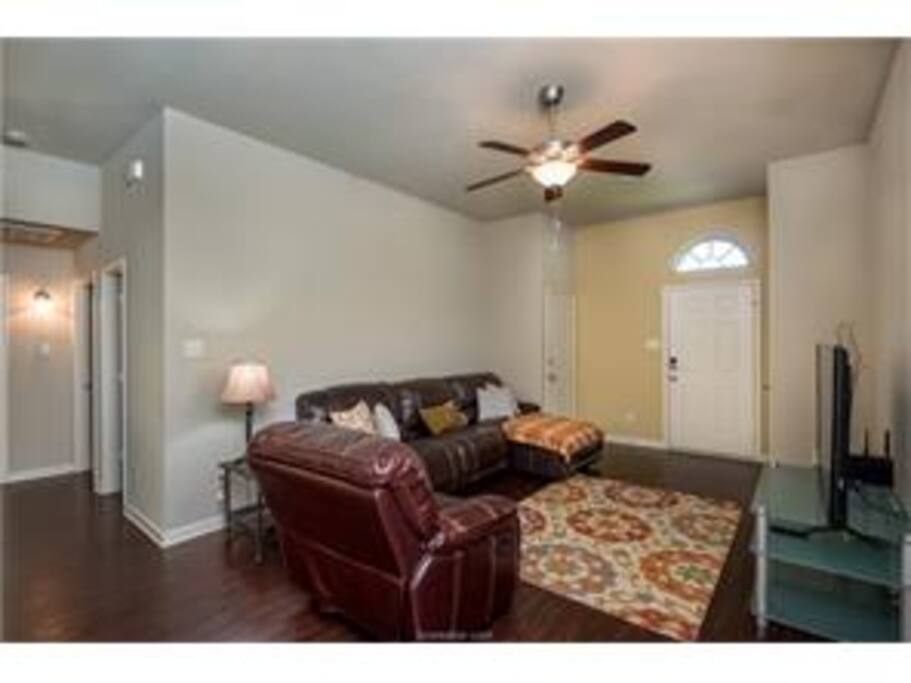 House includes WIFI, cable and video games