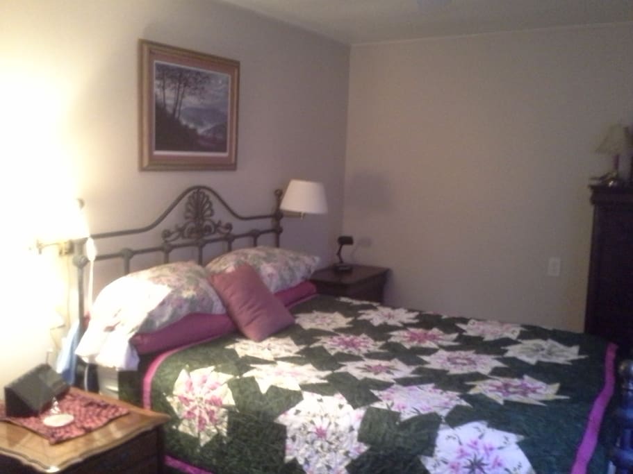 downstairs bedroom!