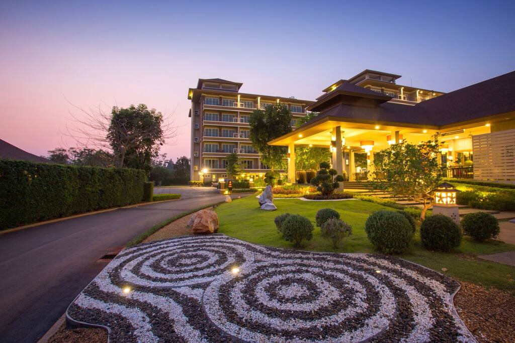 Clubhouse and Spa